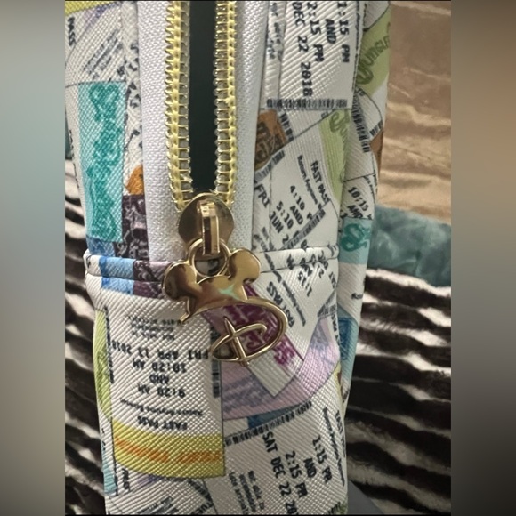 Disney Mini Backpack Old Fastpass Tickets - Picture 4 of 6